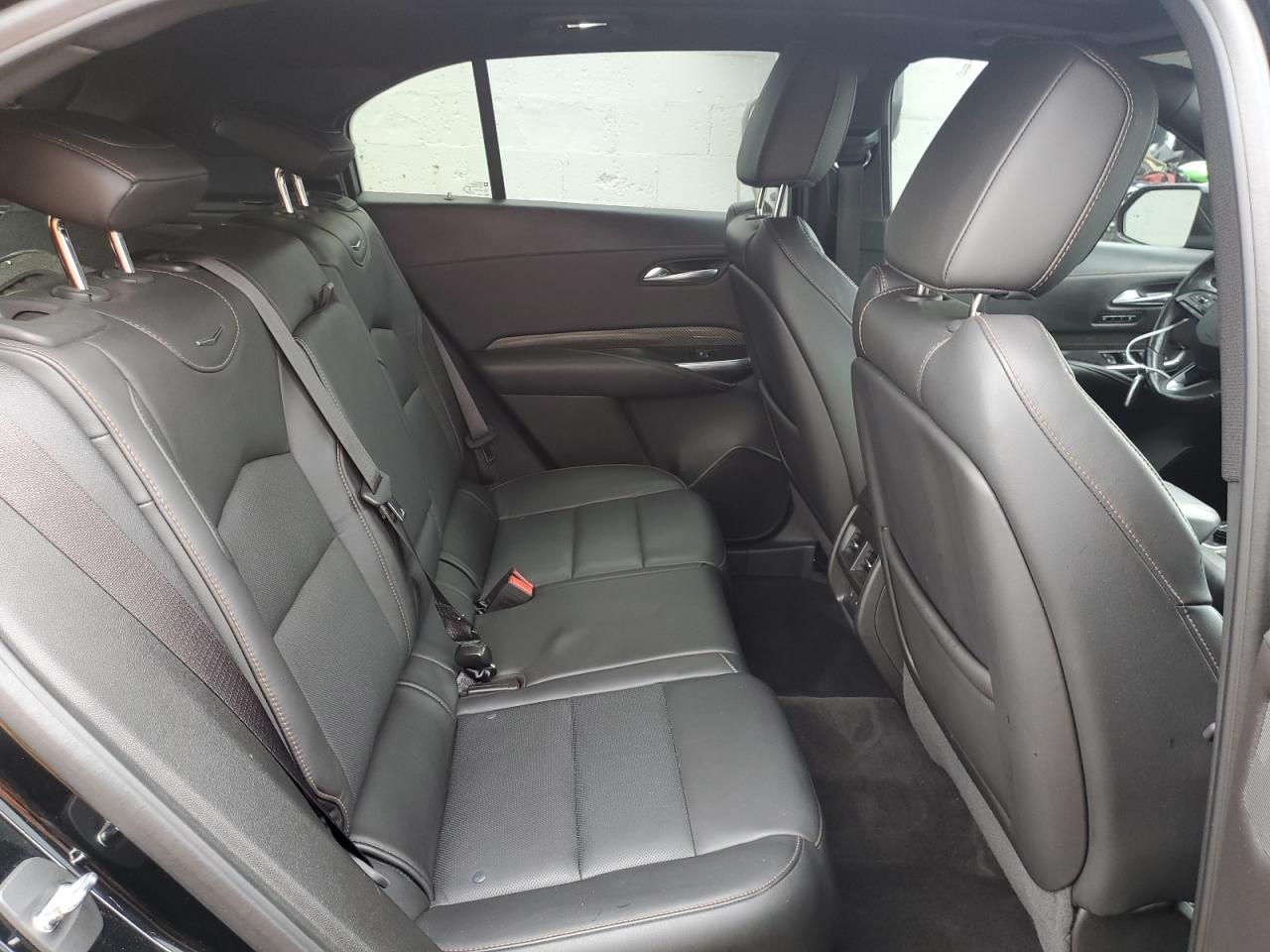 Photo 10 VIN: 1GYFZFR4XKF228929 - CADILLAC XT4 