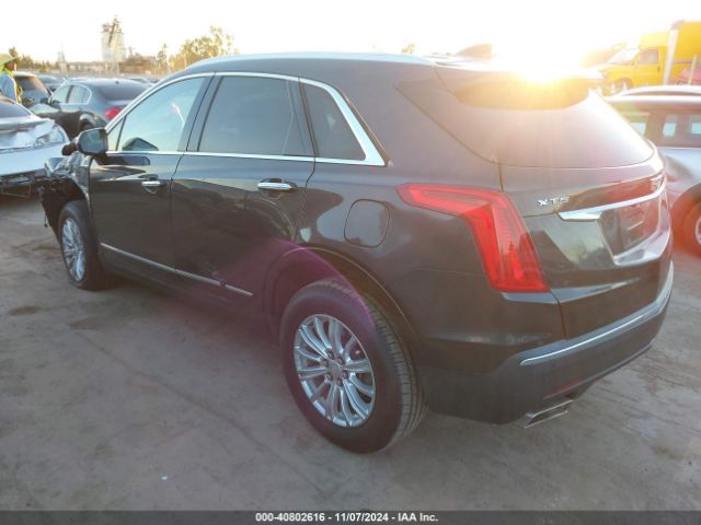 Photo 2 VIN: 1GYKNARS0HZ261439 - CADILLAC XT5 