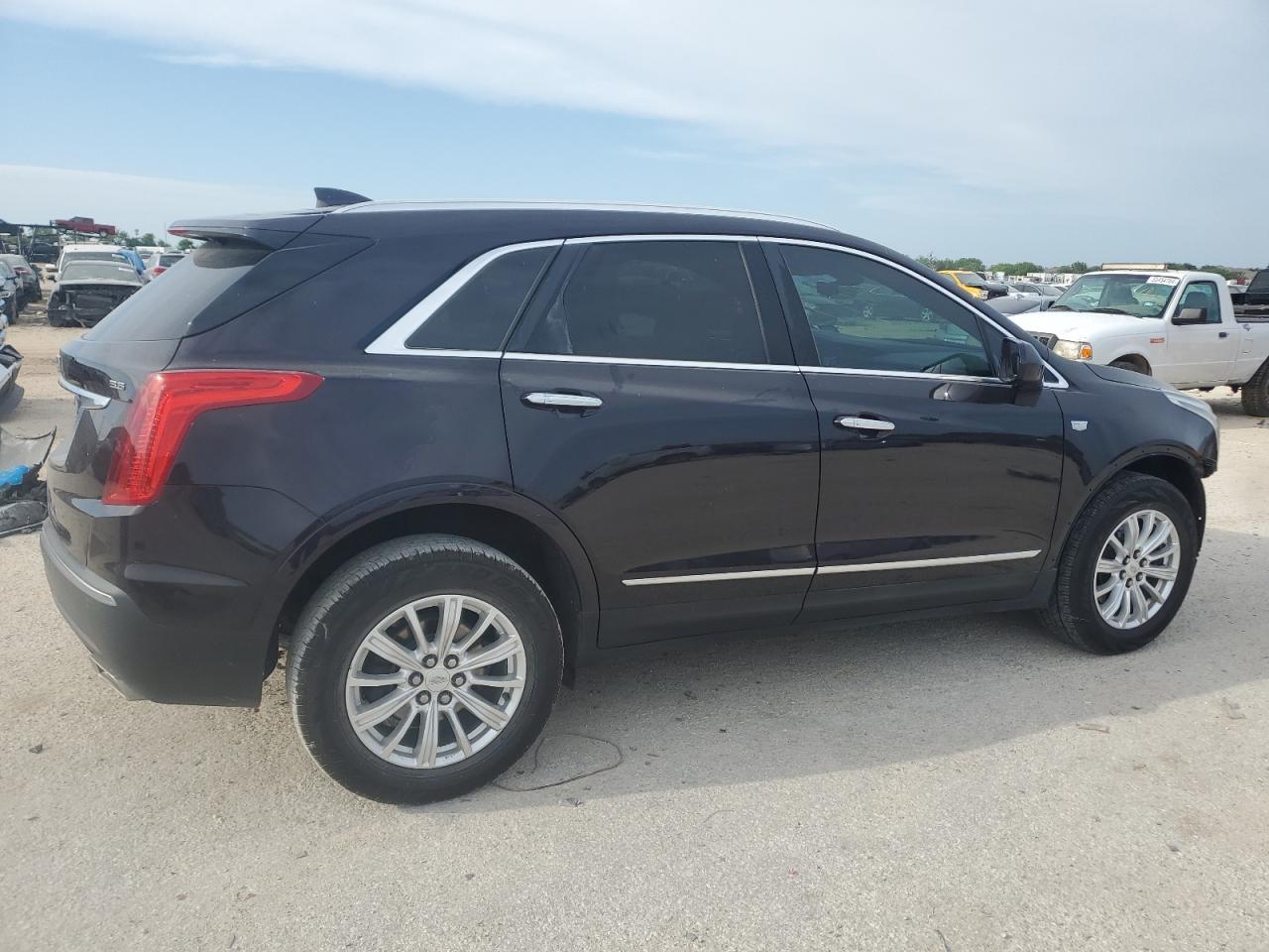 Photo 2 VIN: 1GYKNARS0JZ207144 - CADILLAC XT5 