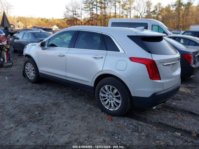 Photo 2 VIN: 1GYKNARS2HZ283068 - CADILLAC XT5 