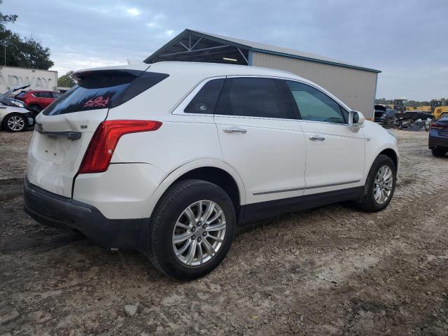 Photo 2 VIN: 1GYKNARS3HZ270782 - CADILLAC XT5 