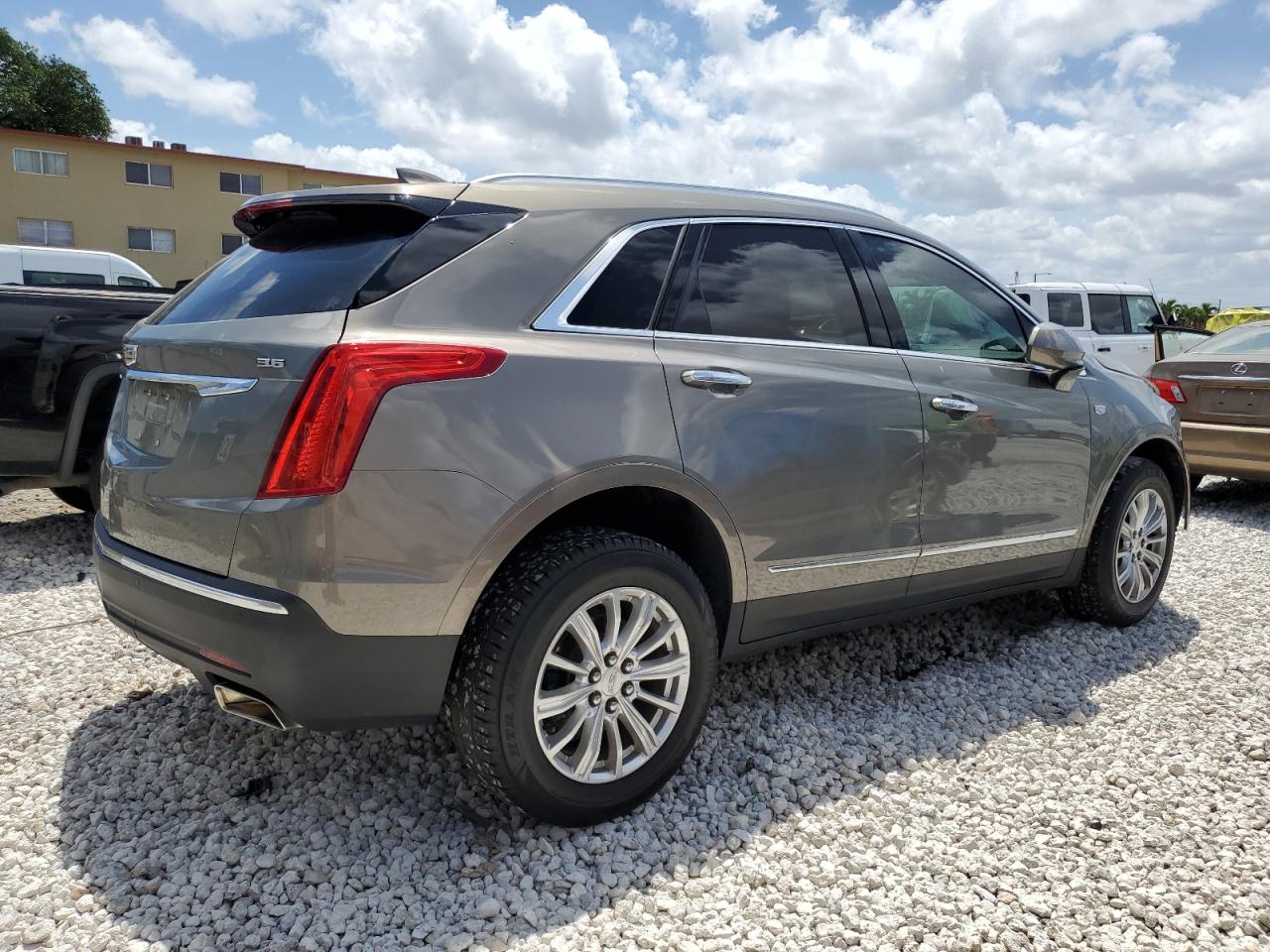 Photo 2 VIN: 1GYKNARS3JZ219028 - CADILLAC XT5 