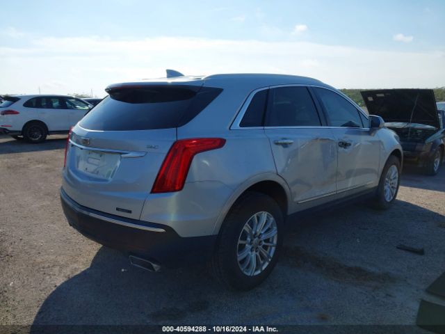 Photo 3 VIN: 1GYKNARS4HZ140607 - CADILLAC XT5 