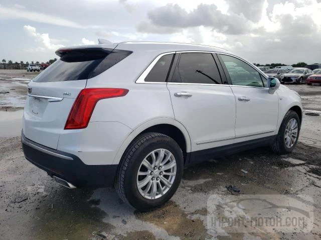 Photo 2 VIN: 1GYKNARS4HZ189516 - CADILLAC XT5 