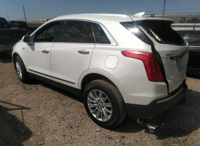 Photo 2 VIN: 1GYKNARS4HZ204502 - CADILLAC XT5 