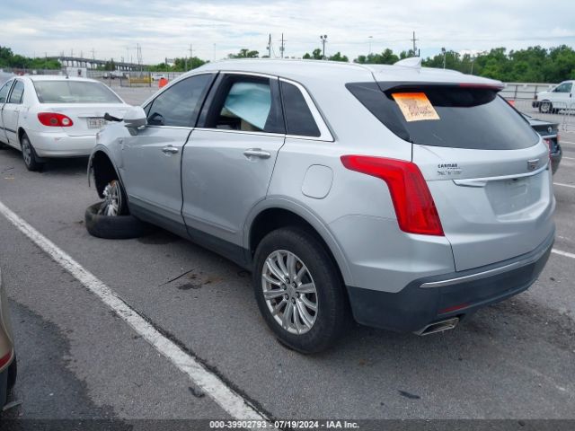 Photo 2 VIN: 1GYKNARS5HZ323823 - CADILLAC XT5 