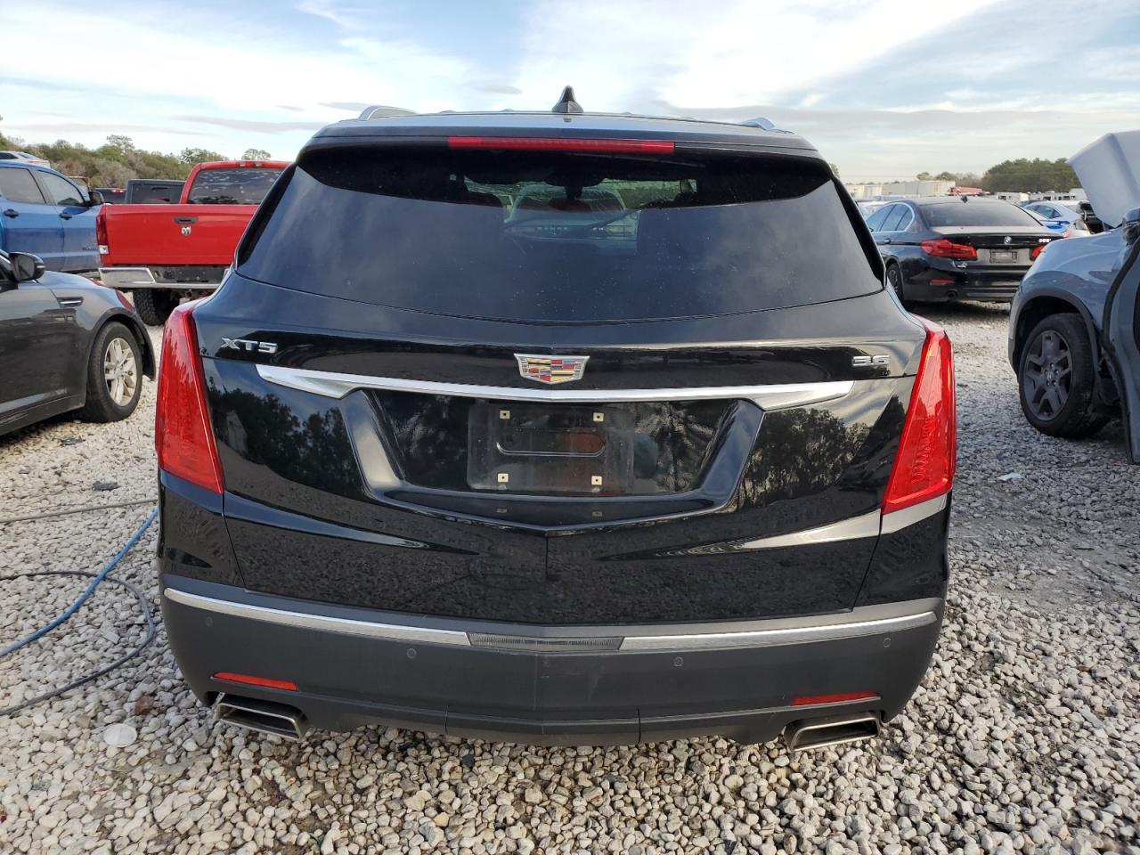 Photo 5 VIN: 1GYKNARS6JZ128710 - CADILLAC XT5 