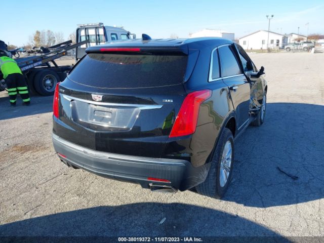 Photo 3 VIN: 1GYKNARS8HZ173366 - CADILLAC XT5 