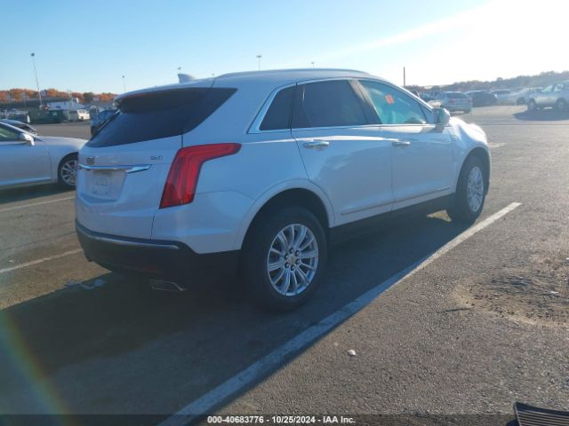 Photo 3 VIN: 1GYKNARS8HZ309835 - CADILLAC XT5 