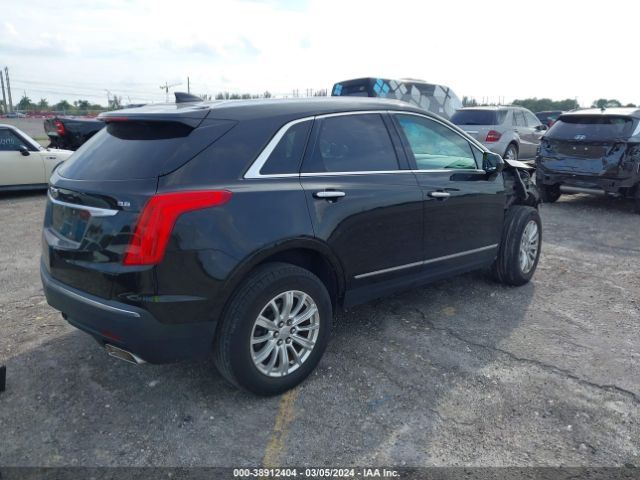 Photo 3 VIN: 1GYKNARSXHZ110639 - CADILLAC XT5 