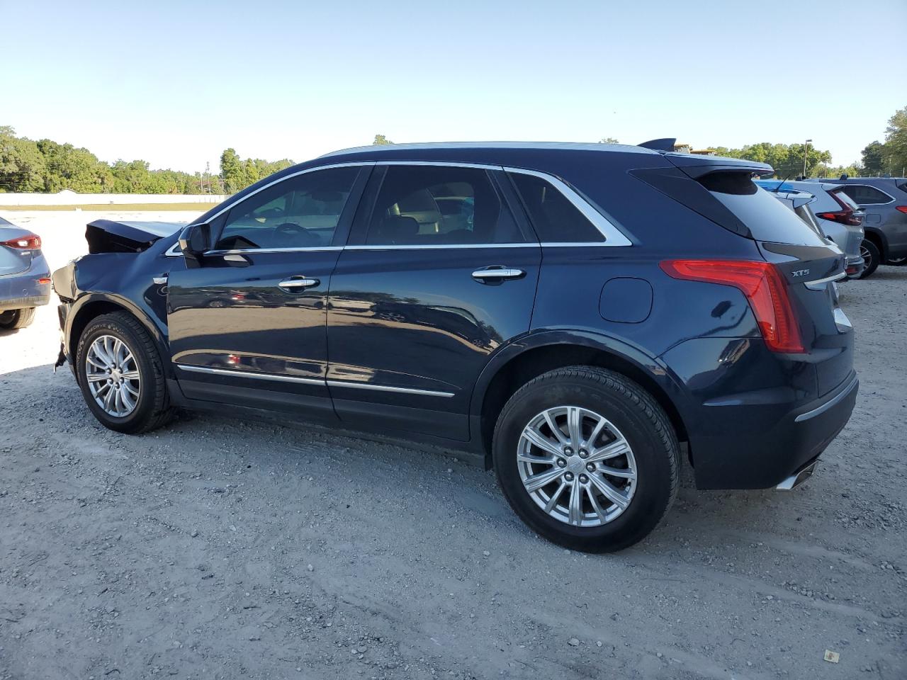 Photo 1 VIN: 1GYKNARSXHZ255180 - CADILLAC XT5 