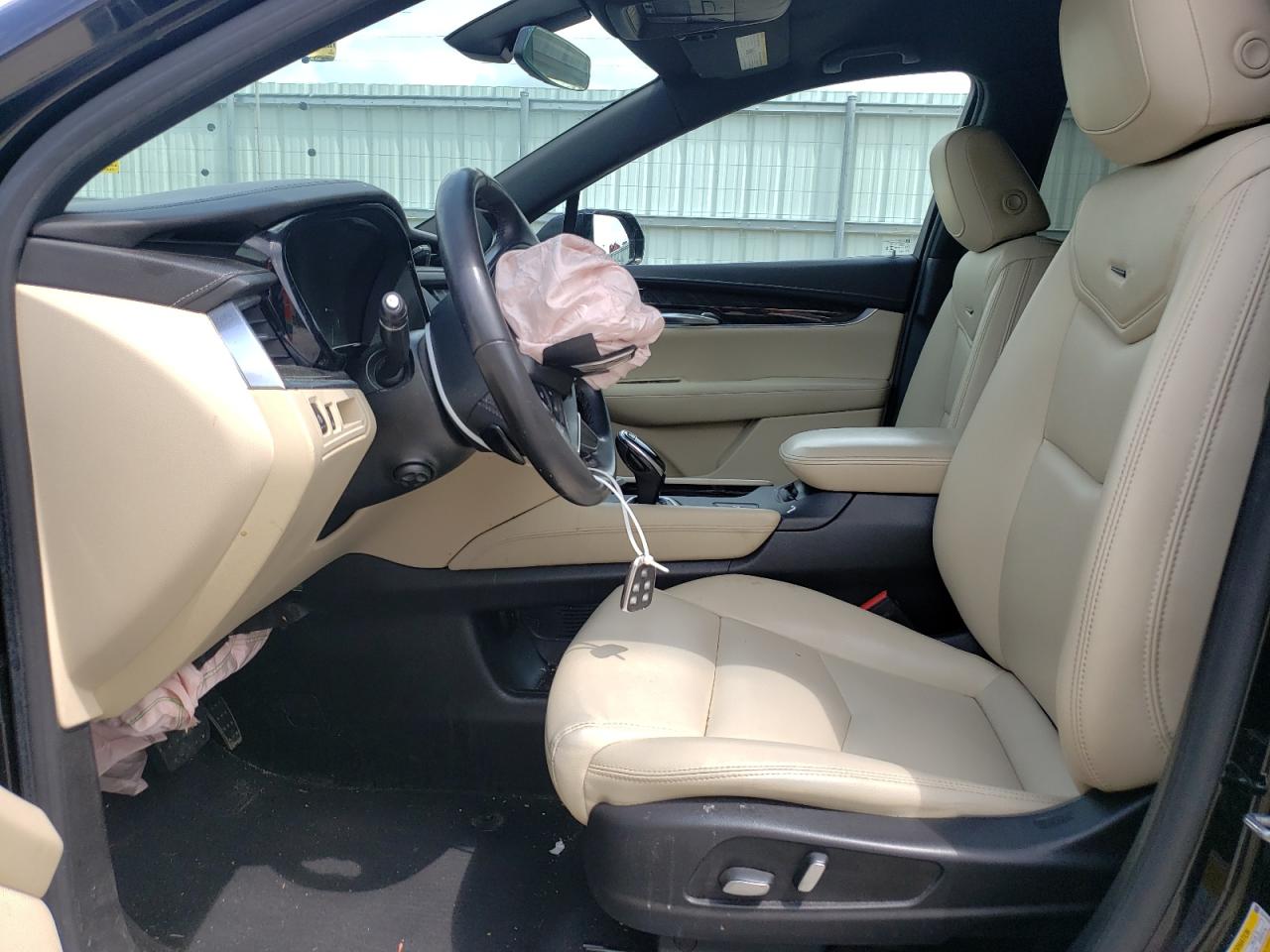 Photo 6 VIN: 1GYKNARSXJZ162455 - CADILLAC XT5 