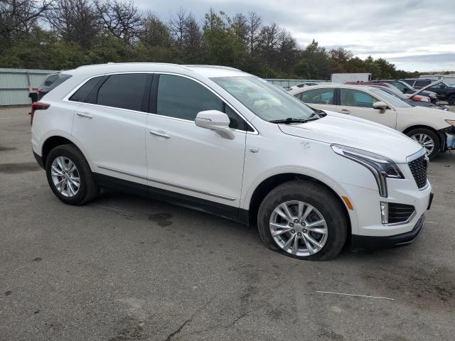 Photo 3 VIN: 1GYKNBR42NZ135229 - CADILLAC XT5 LUXURY 