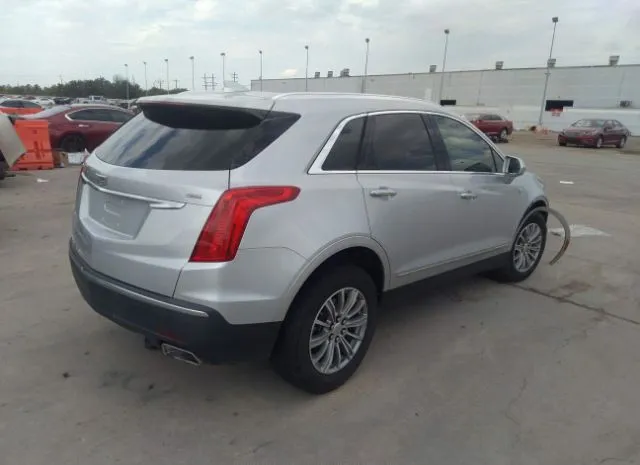 Photo 3 VIN: 1GYKNBRS0HZ143395 - CADILLAC XT5 