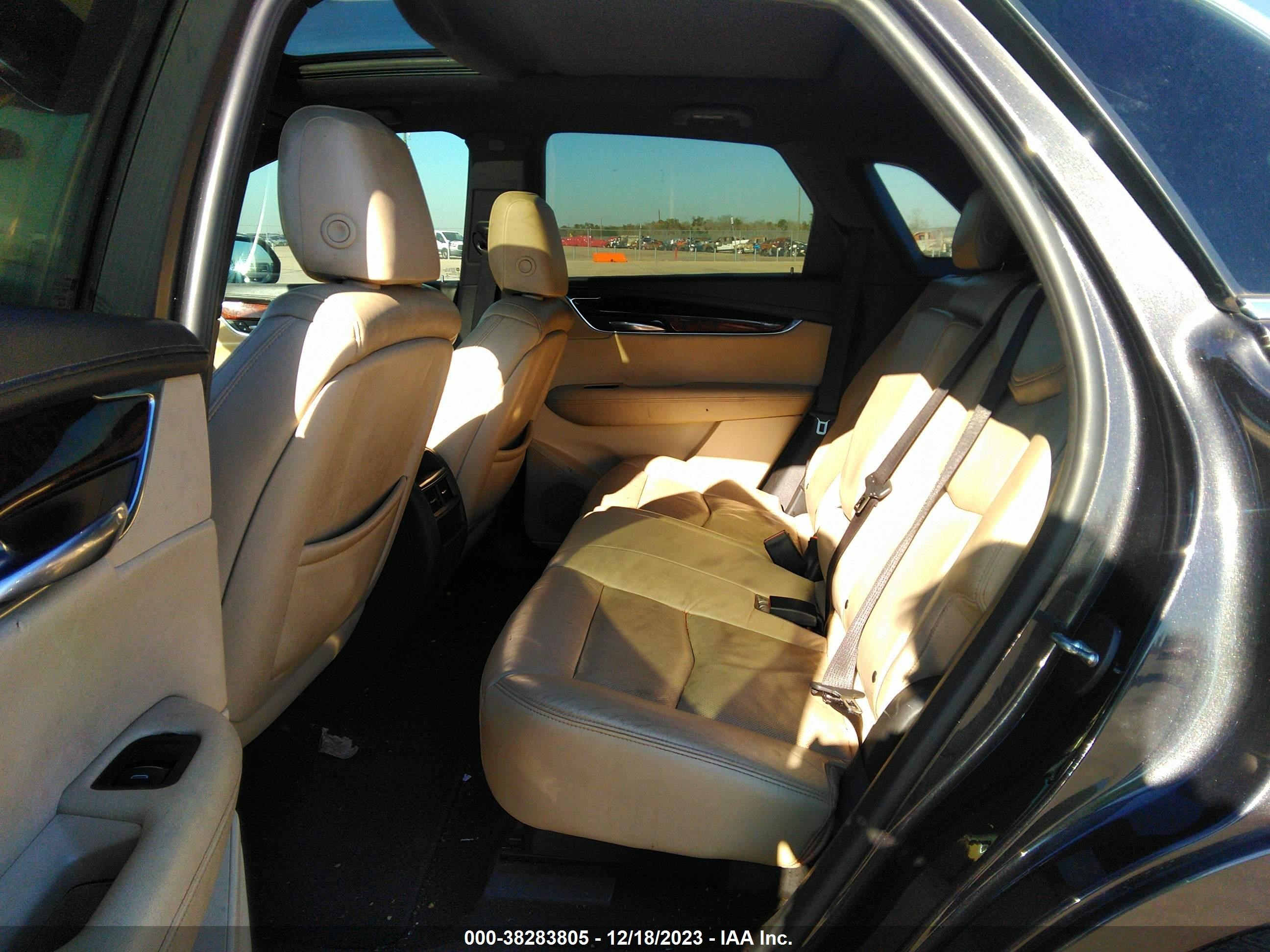 Photo 7 VIN: 1GYKNBRS0HZ150539 - CADILLAC XT5 