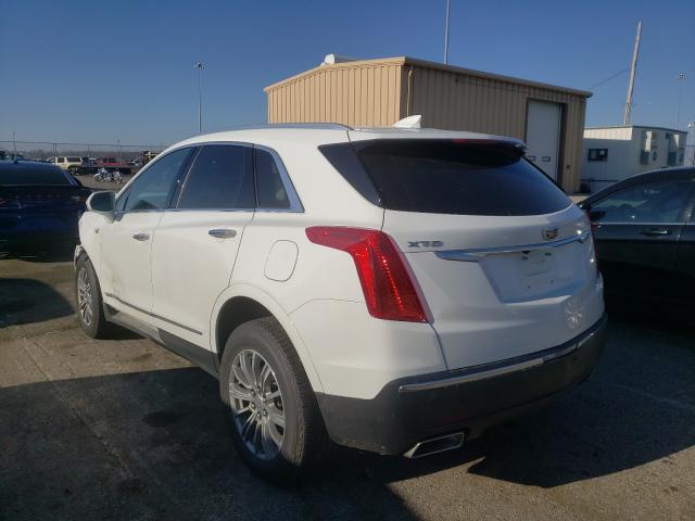 Photo 2 VIN: 1GYKNBRS0HZ206978 - CADILLAC XT5 LUXURY 