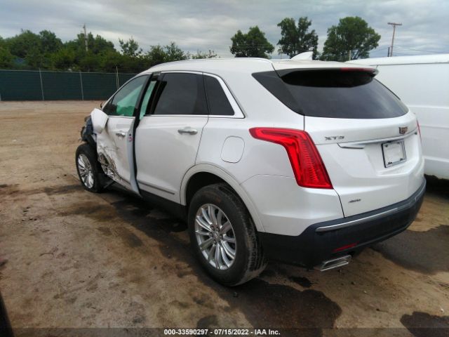 Photo 2 VIN: 1GYKNBRS0KZ104877 - CADILLAC XT5 