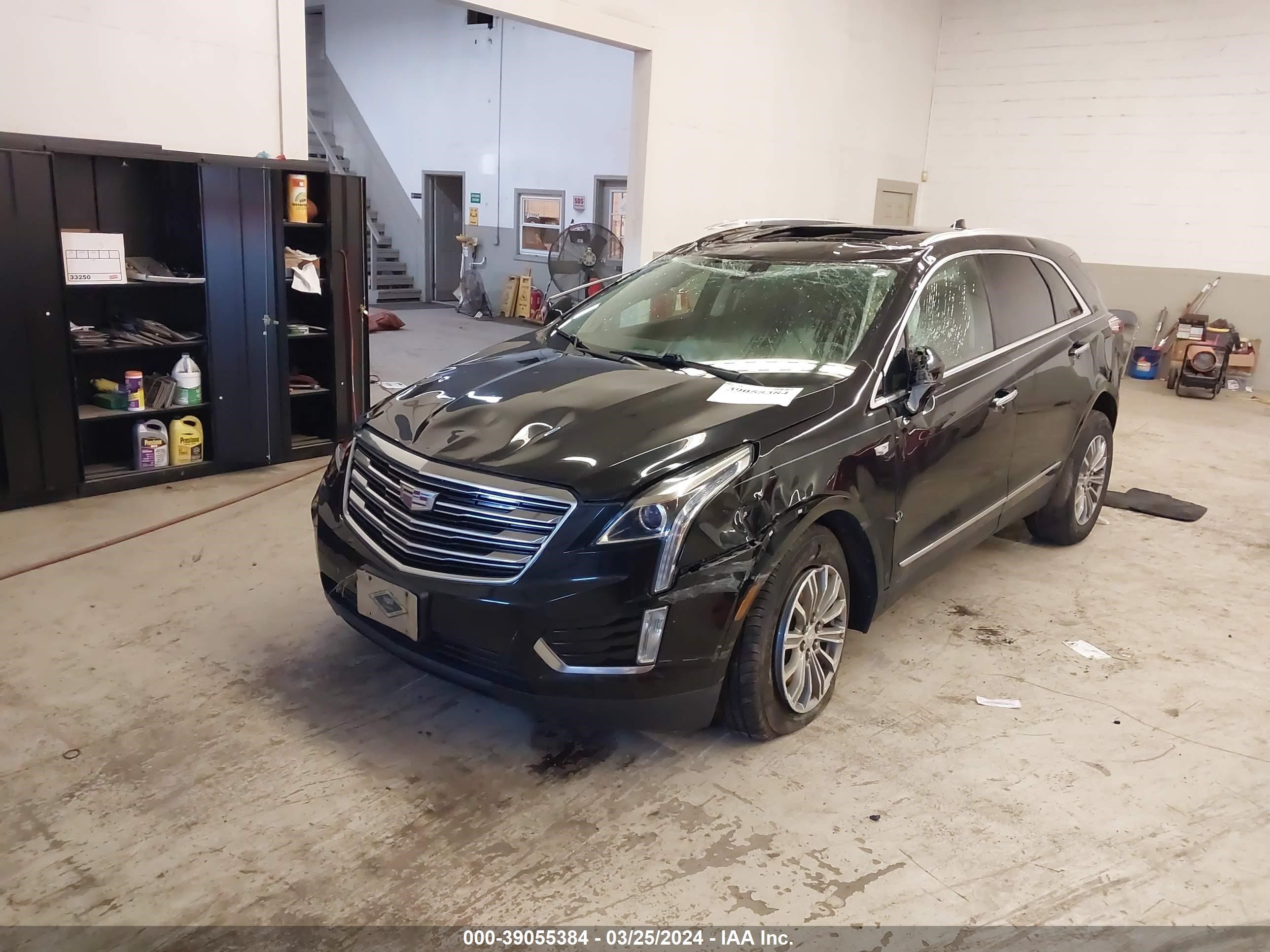 Photo 1 VIN: 1GYKNBRS1HZ125150 - CADILLAC XT5 