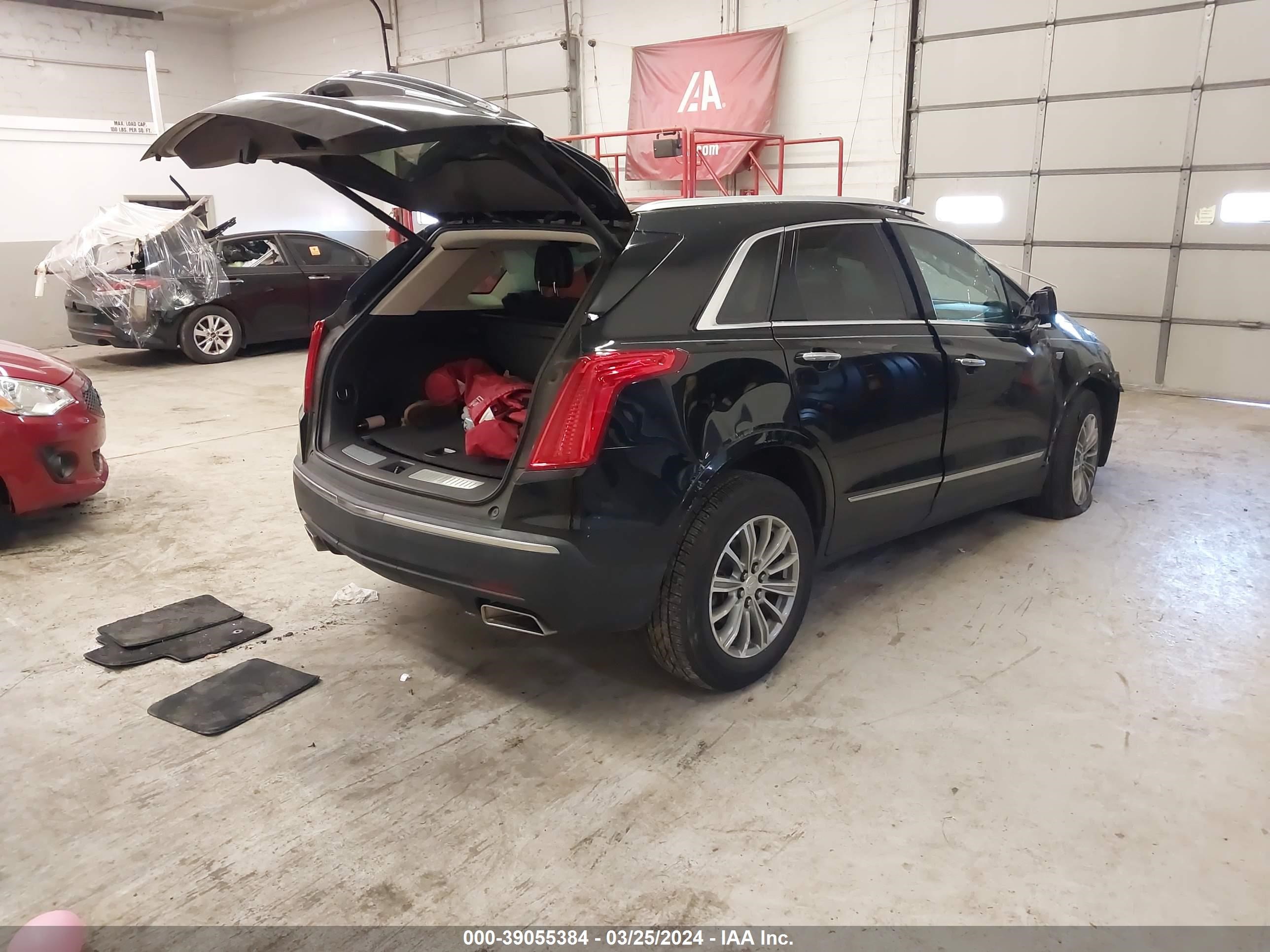 Photo 3 VIN: 1GYKNBRS1HZ125150 - CADILLAC XT5 