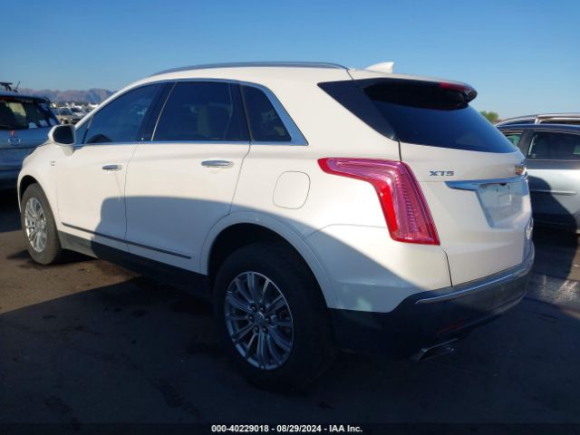 Photo 2 VIN: 1GYKNBRS2HZ135640 - CADILLAC XT5 