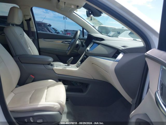 Photo 4 VIN: 1GYKNBRS2HZ135640 - CADILLAC XT5 