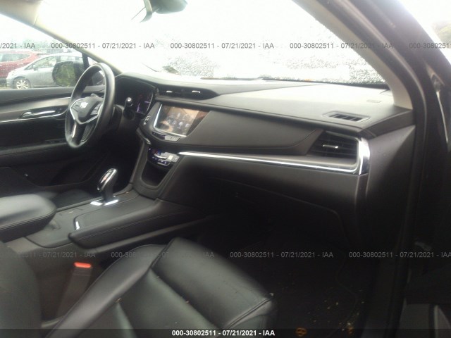 Photo 4 VIN: 1GYKNBRS2HZ172378 - CADILLAC XT5 