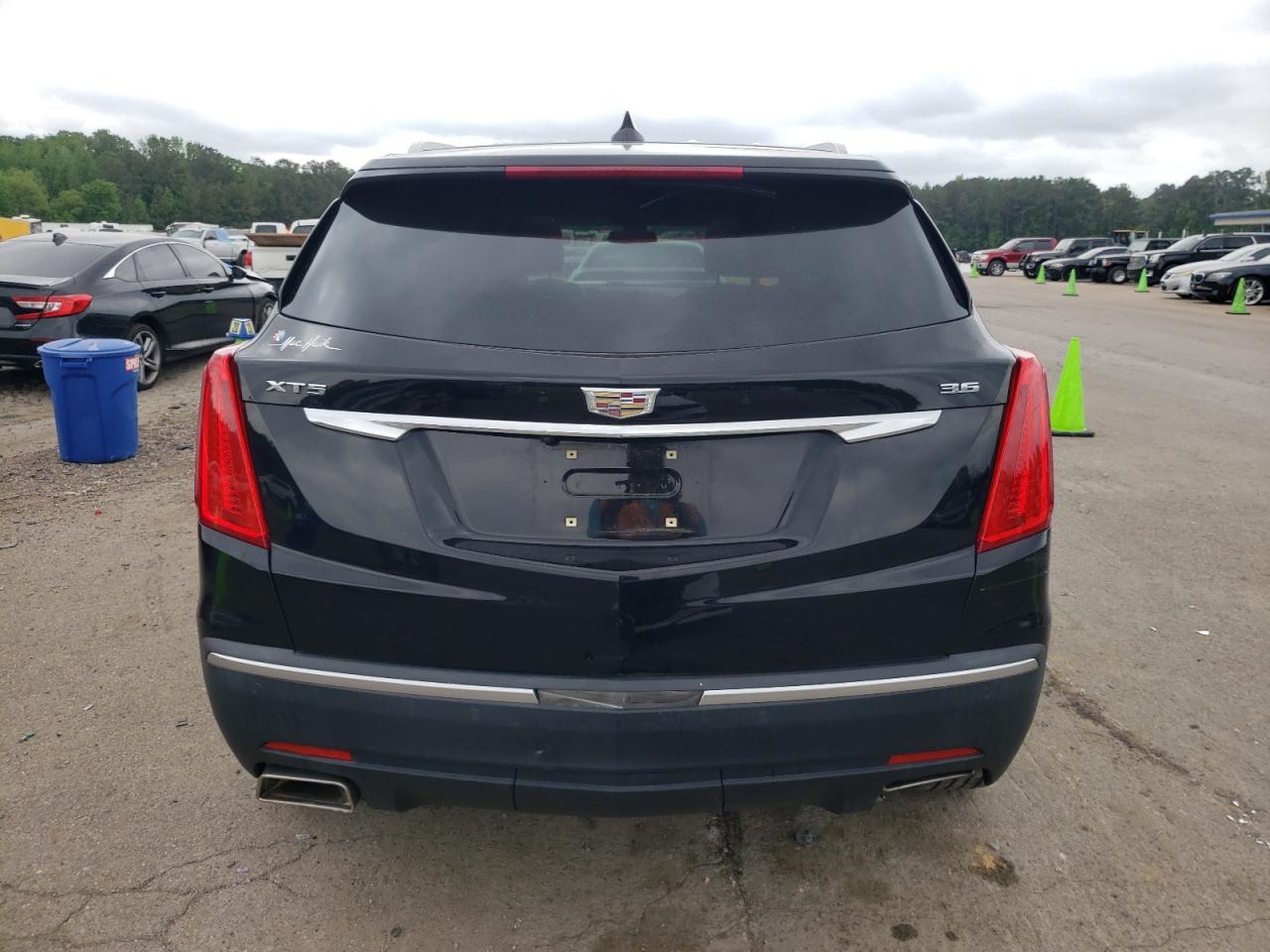 Photo 5 VIN: 1GYKNBRS2HZ182960 - CADILLAC XT5 