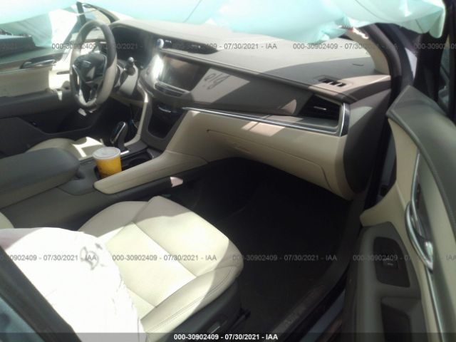 Photo 4 VIN: 1GYKNBRS2HZ317421 - CADILLAC XT5 