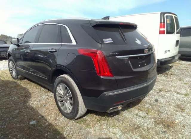 Photo 2 VIN: 1GYKNBRS3HZ137493 - CADILLAC XT5 