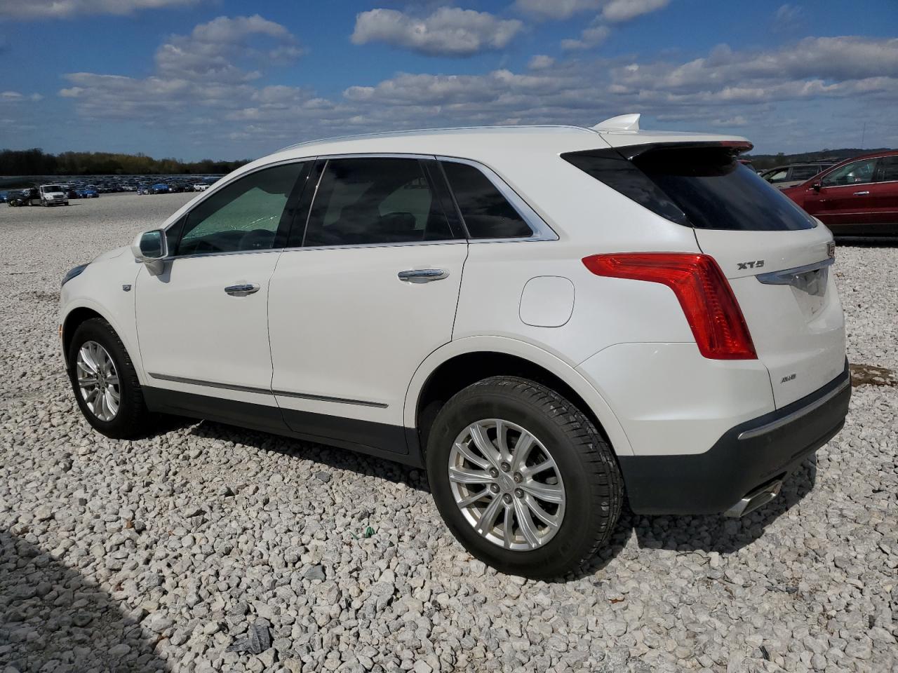 Photo 1 VIN: 1GYKNBRS3JZ185825 - CADILLAC XT5 