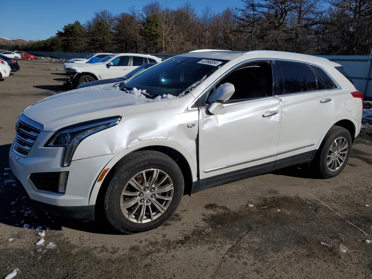 Photo 1 VIN: 1GYKNBRS5HZ234677 - CADILLAC XT5 