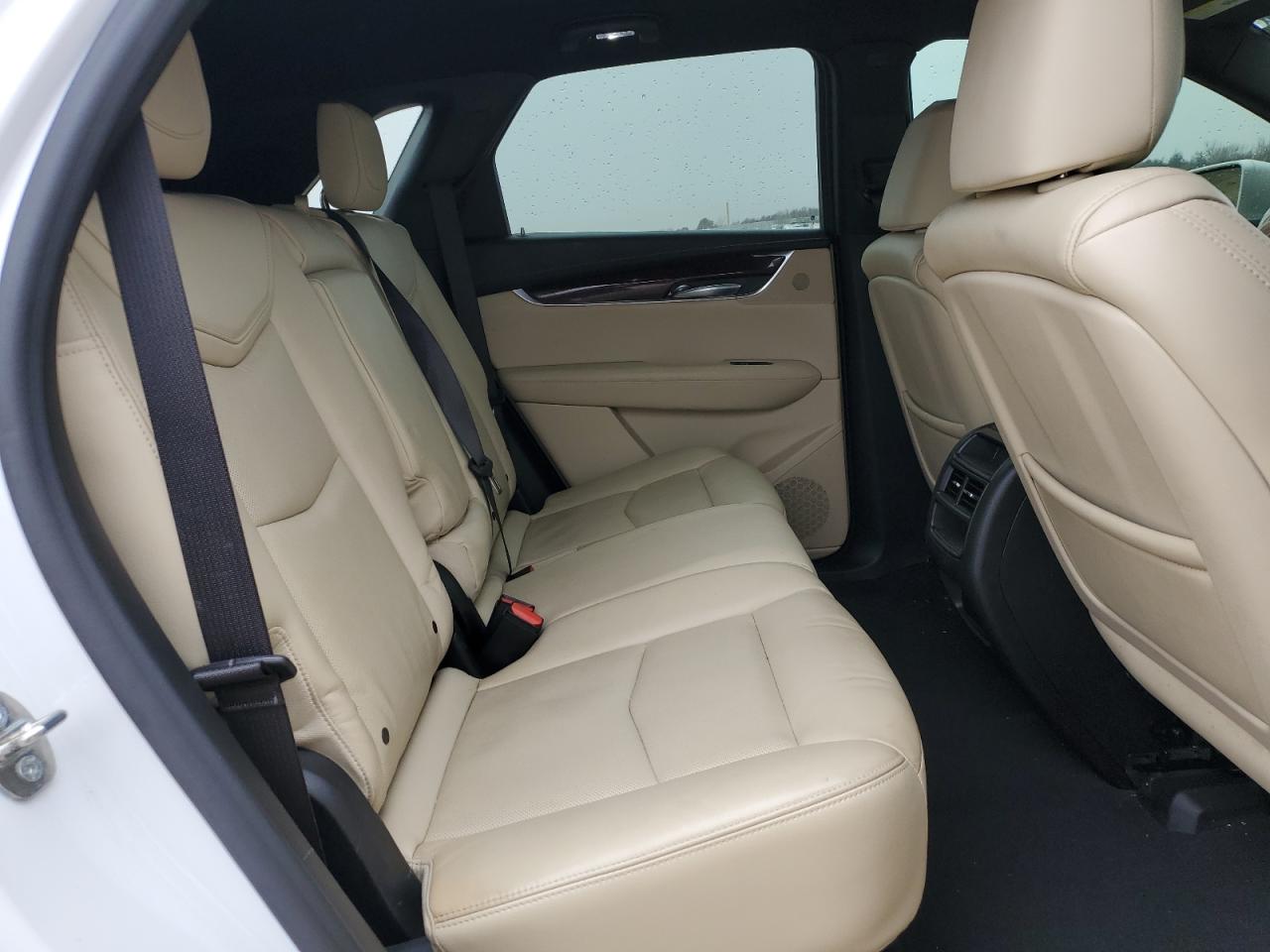 Photo 9 VIN: 1GYKNBRS5HZ254475 - CADILLAC XT5 