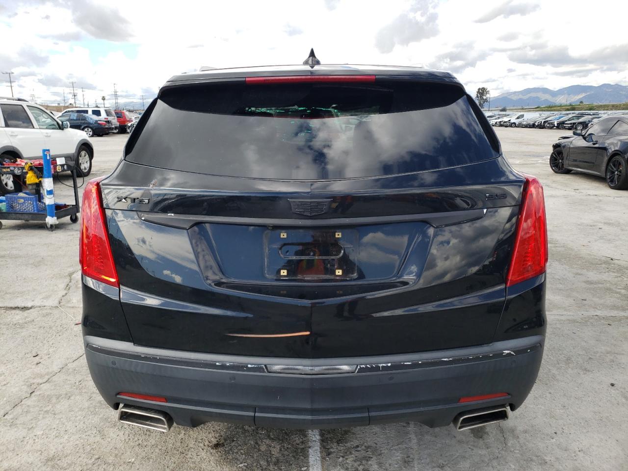 Photo 5 VIN: 1GYKNBRS5HZ290926 - CADILLAC XT5 