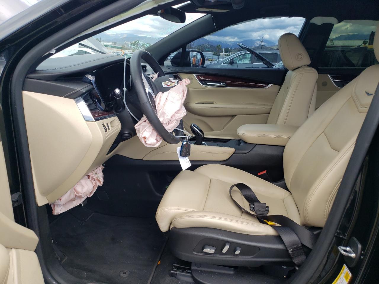 Photo 6 VIN: 1GYKNBRS5HZ290926 - CADILLAC XT5 