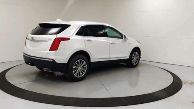 Photo 4 VIN: 1GYKNBRS6HZ105671 - CADILLAC XT5 