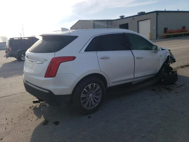 Photo 2 VIN: 1GYKNBRS6HZ201736 - CADILLAC XT5 LUXURY 