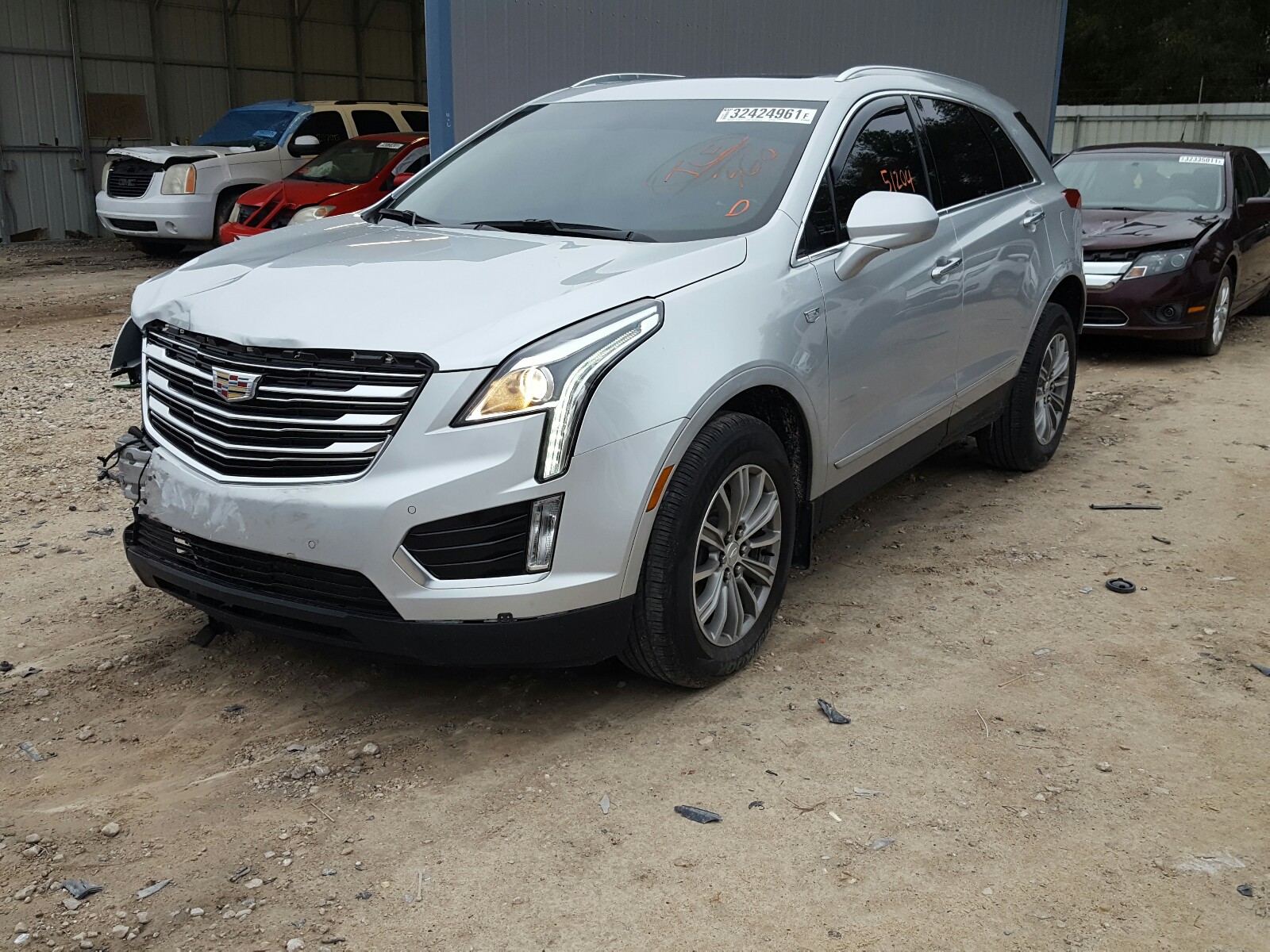 Photo 1 VIN: 1GYKNBRS6HZ244912 - CADILLAC XT5 LUXURY 