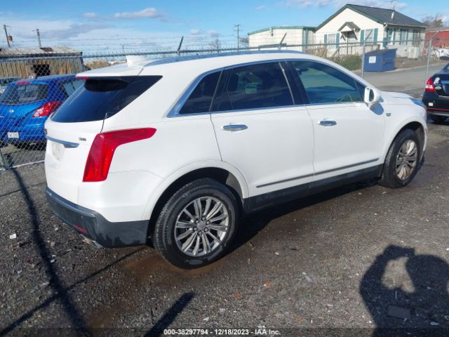 Photo 3 VIN: 1GYKNBRS6HZ321911 - CADILLAC XT5 