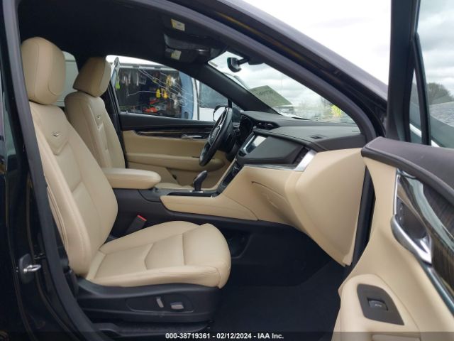 Photo 4 VIN: 1GYKNBRS7KZ107470 - CADILLAC XT5 