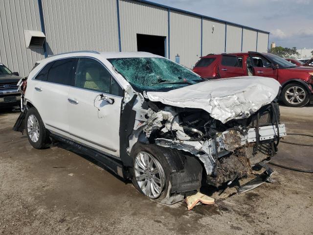 Photo 3 VIN: 1GYKNBRS7KZ124401 - CADILLAC XT5 