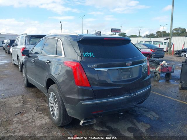 Photo 2 VIN: 1GYKNBRS8HZ122584 - CADILLAC XT5 