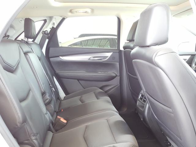 Photo 5 VIN: 1GYKNBRS8HZ138042 - CADILLAC XT5 LUXURY 