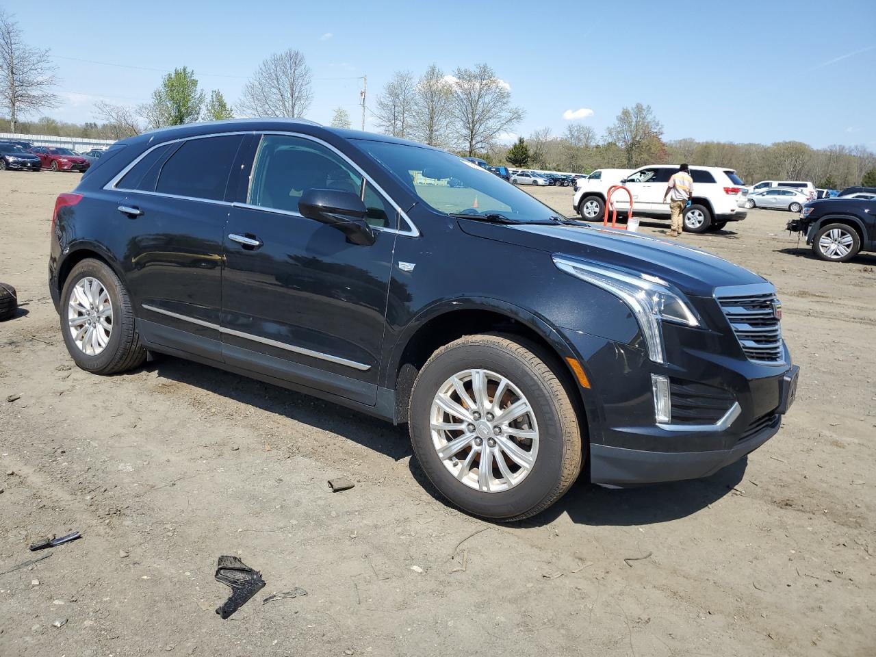 Photo 3 VIN: 1GYKNBRS8JZ201355 - CADILLAC XT5 