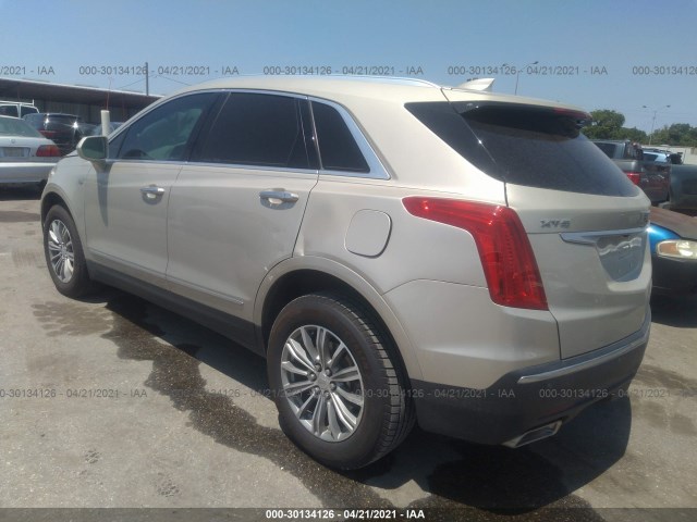 Photo 2 VIN: 1GYKNBRS9HZ214142 - CADILLAC XT5 