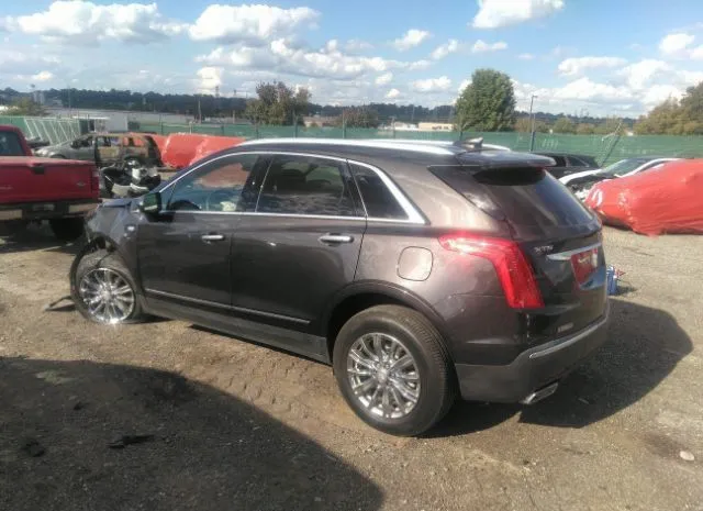 Photo 2 VIN: 1GYKNBRS9HZ318226 - CADILLAC XT5 