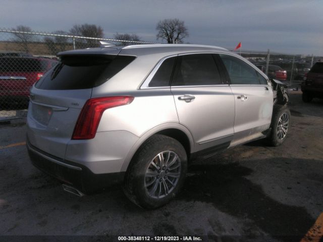 Photo 3 VIN: 1GYKNBRSXHZ106984 - CADILLAC XT5 