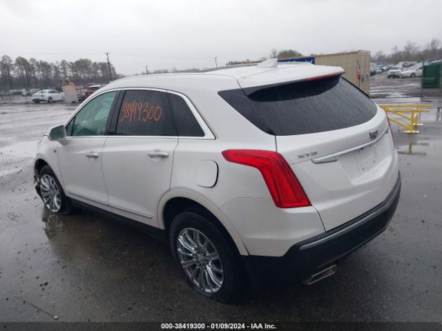 Photo 2 VIN: 1GYKNBRSXHZ186903 - CADILLAC XT5 