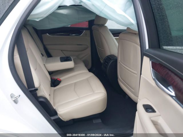 Photo 7 VIN: 1GYKNBRSXHZ186903 - CADILLAC XT5 