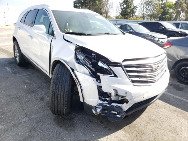 Photo 0 VIN: 1GYKNBRSXHZ221195 - CADILLAC XT5 LUXURY 