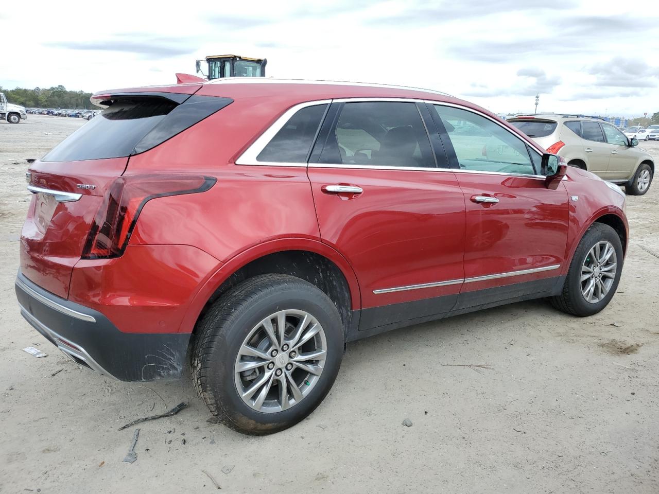 Photo 2 VIN: 1GYKNCR42MZ187593 - CADILLAC XT5 